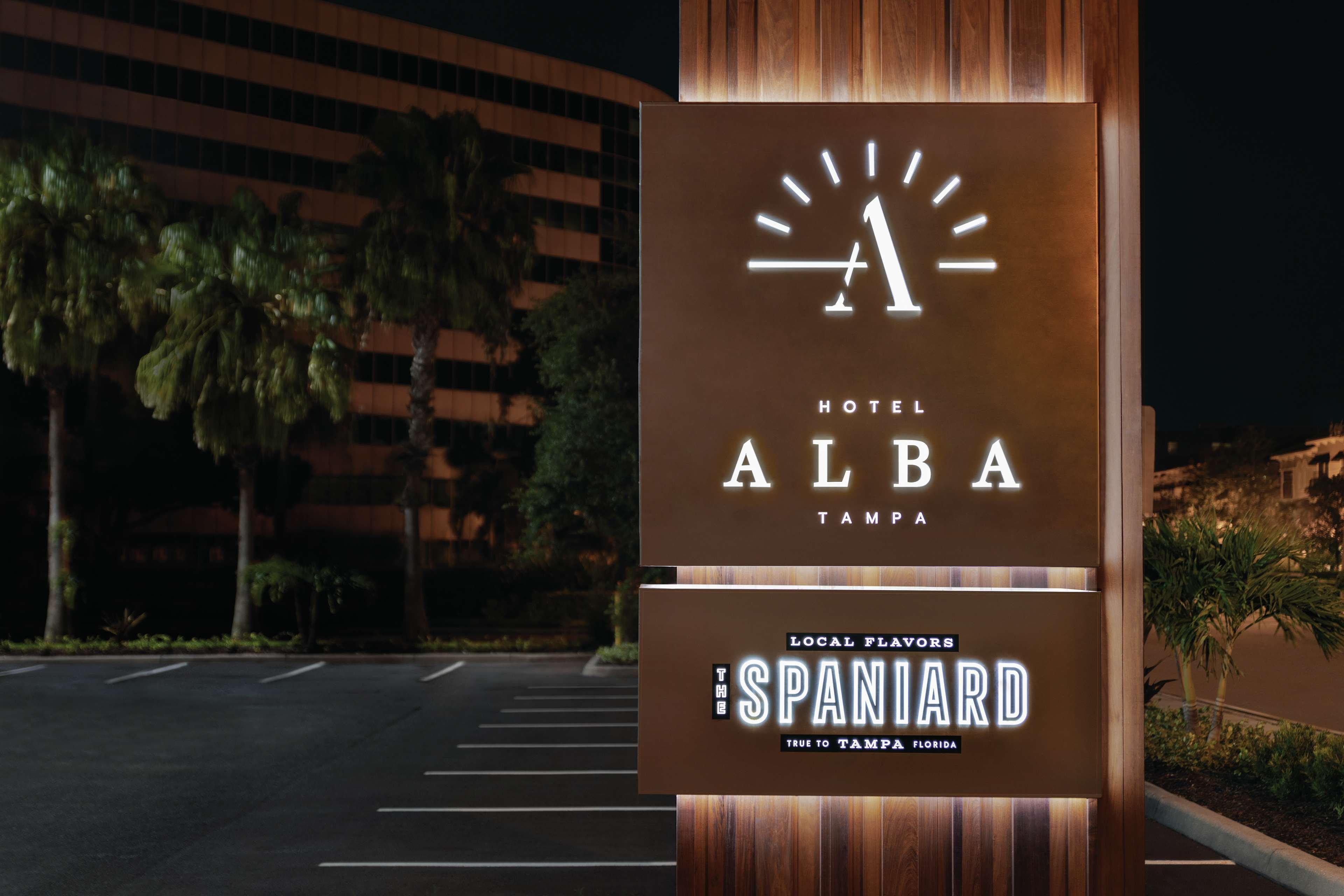 Hotel Alba Tampa, Tapestry Collection By Hilton Exterior photo