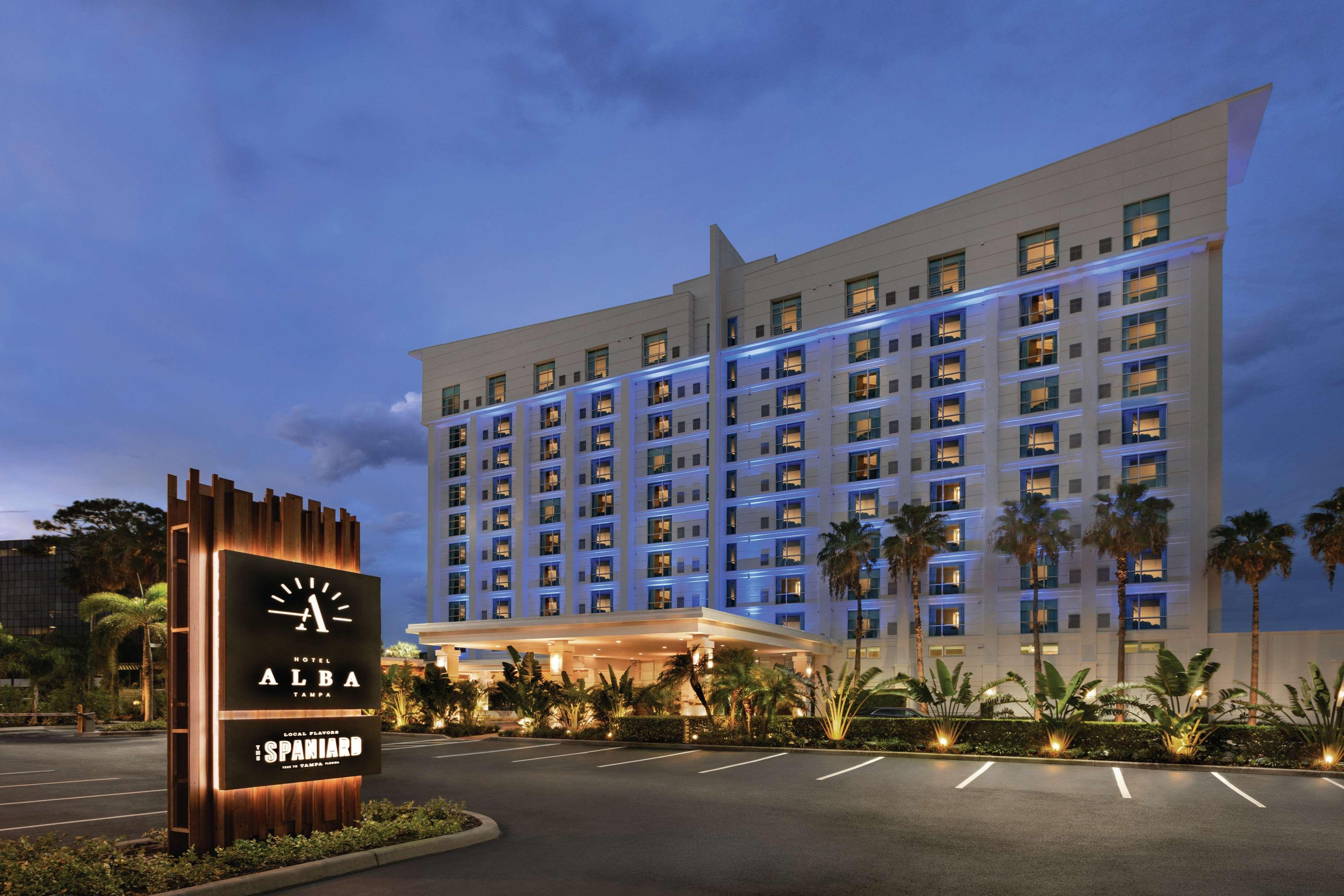 Hotel Alba Tampa, Tapestry Collection By Hilton Exterior photo